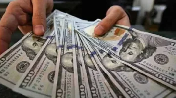 تظاهرات البنوك.. الدولار يسجل تراجعاً مفاجئًا أمام الجنيه في تعاملات يناير الحالية